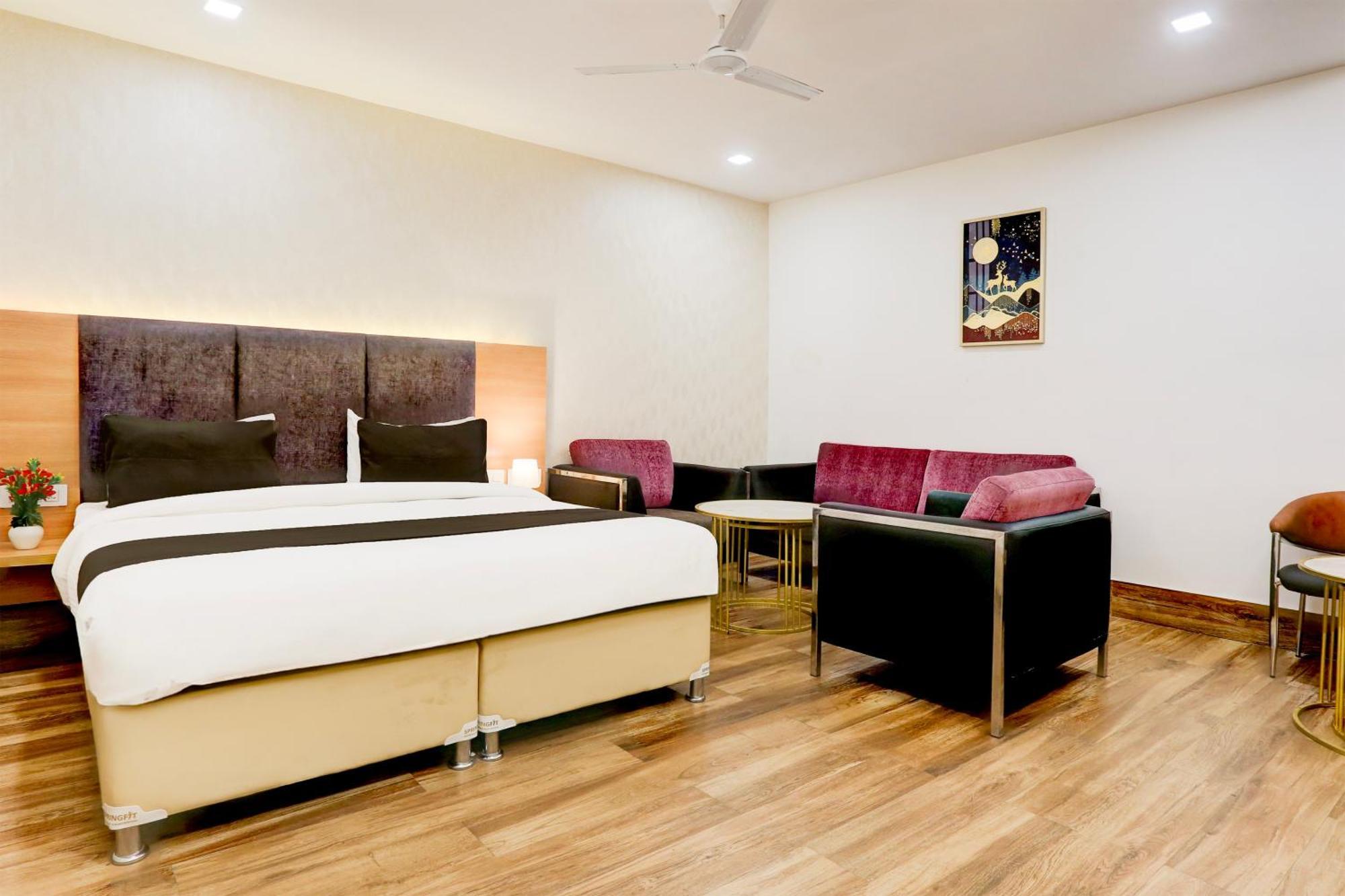 Palette Calista Premium Resort Samalkha Exterior photo